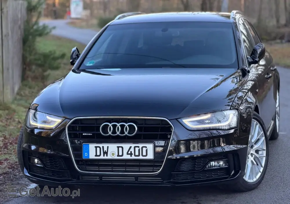 AUDI A4 Avant 2.0 TDI DPF quattro S tronic S line Sportpaket