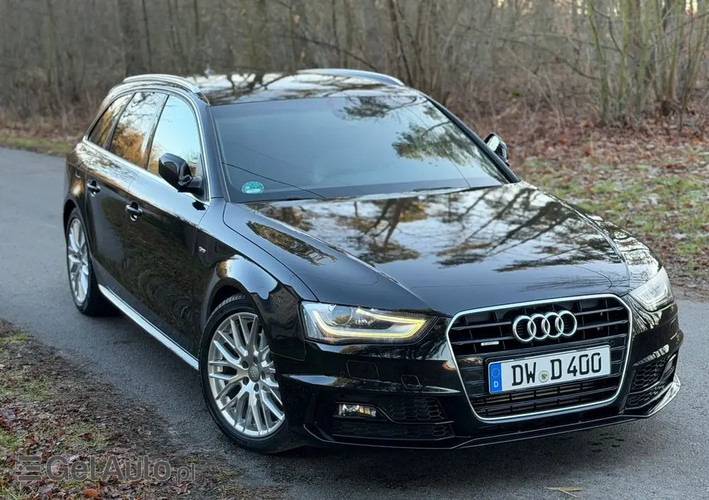 AUDI A4 Avant 2.0 TDI DPF quattro S tronic S line Sportpaket