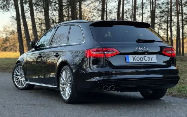 AUDI A4 Avant 2.0 TDI DPF quattro S tronic S line Sportpaket