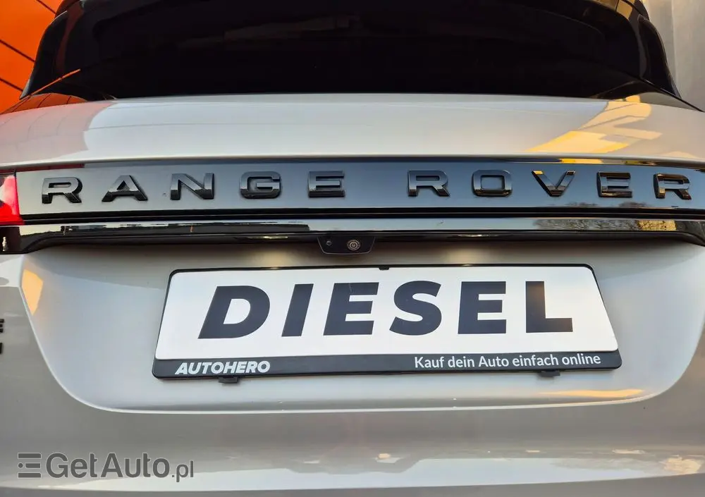 LAND ROVER Range Rover Evoque D150 R-Dynamic S