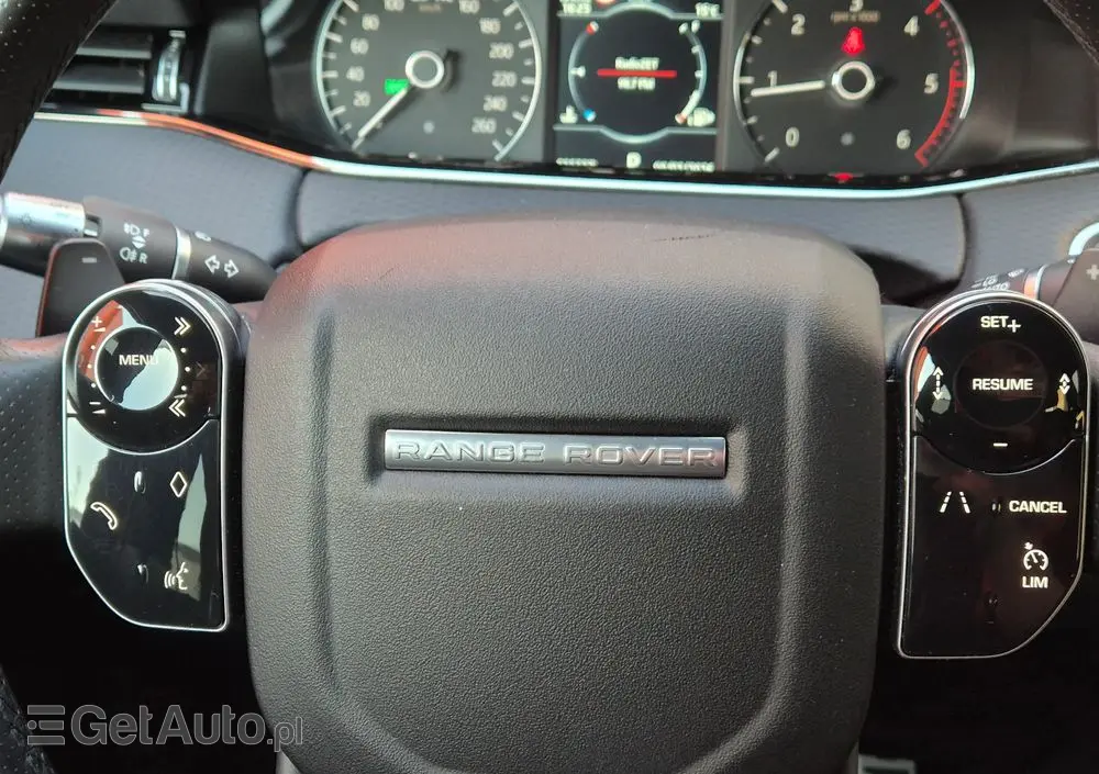 LAND ROVER Range Rover Evoque D150 R-Dynamic S