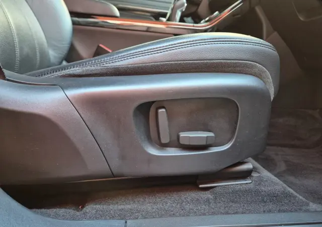 LAND ROVER Range Rover Evoque D150 R-Dynamic S