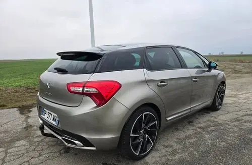 CITROEN DS5 
