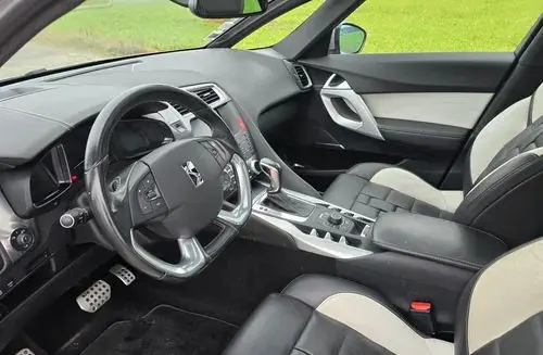CITROEN DS5 