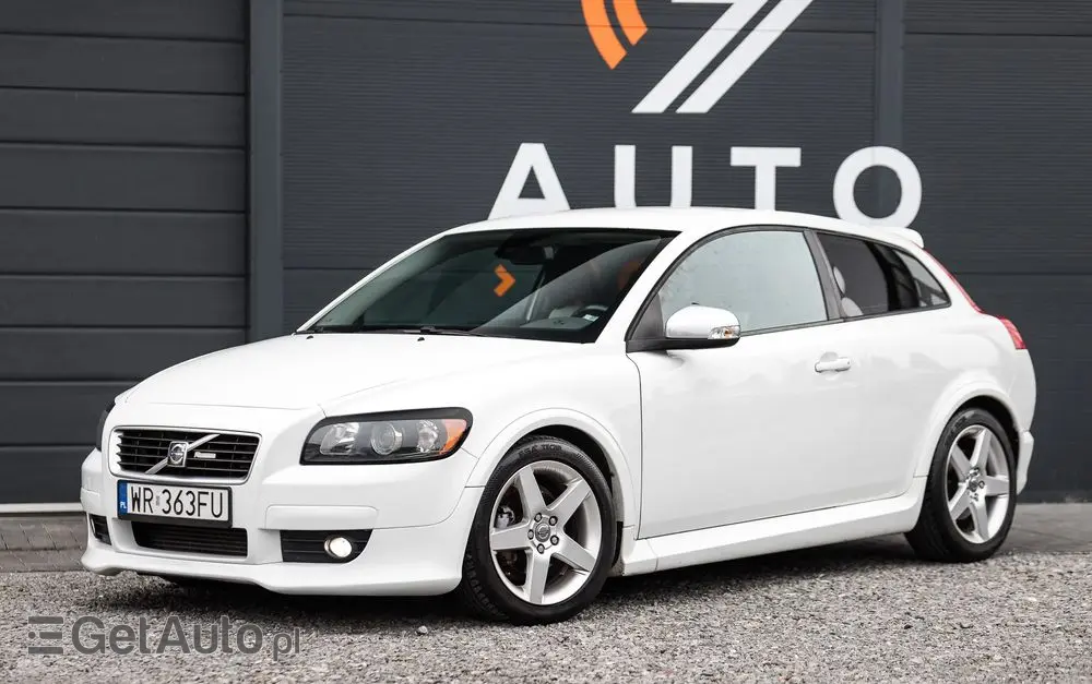 VOLVO C30 2.0D R-Design