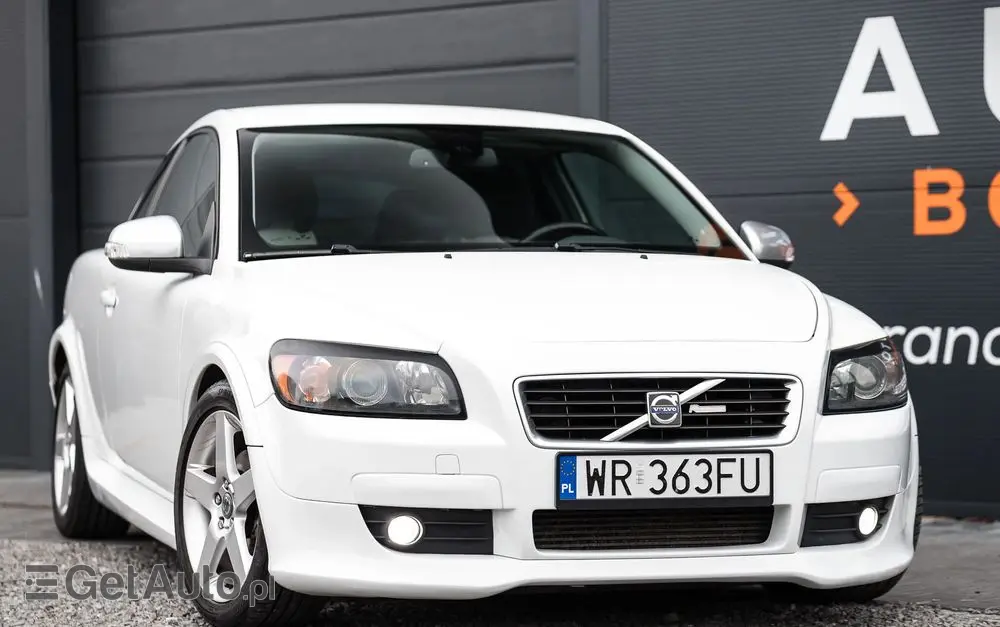 VOLVO C30 2.0D R-Design