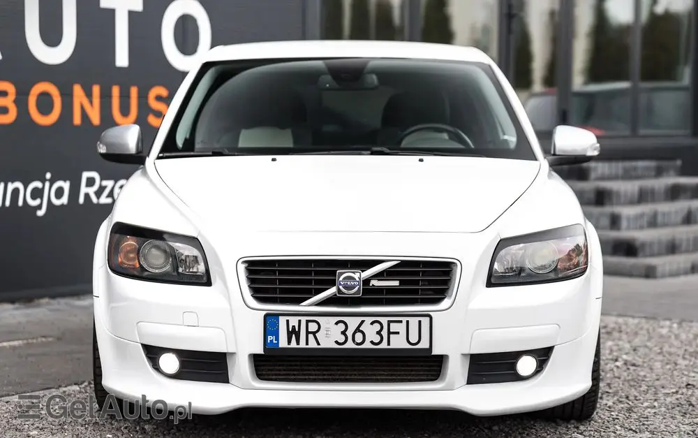 VOLVO C30 2.0D R-Design