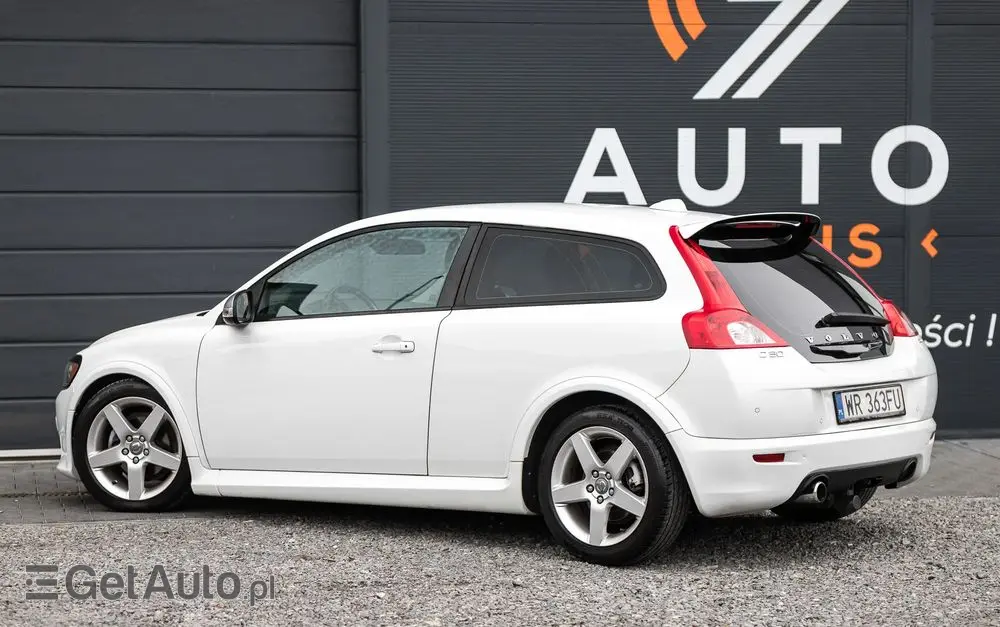 VOLVO C30 2.0D R-Design