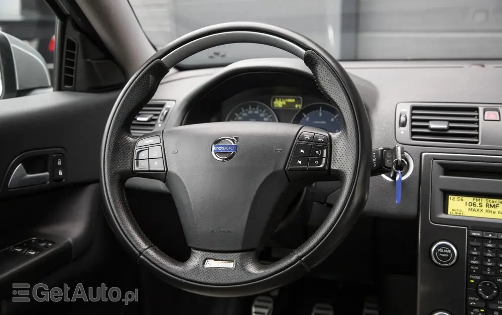 VOLVO C30 2.0D R-Design