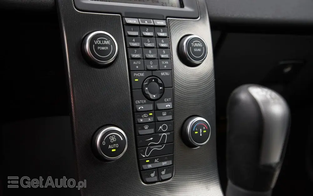 VOLVO C30 2.0D R-Design