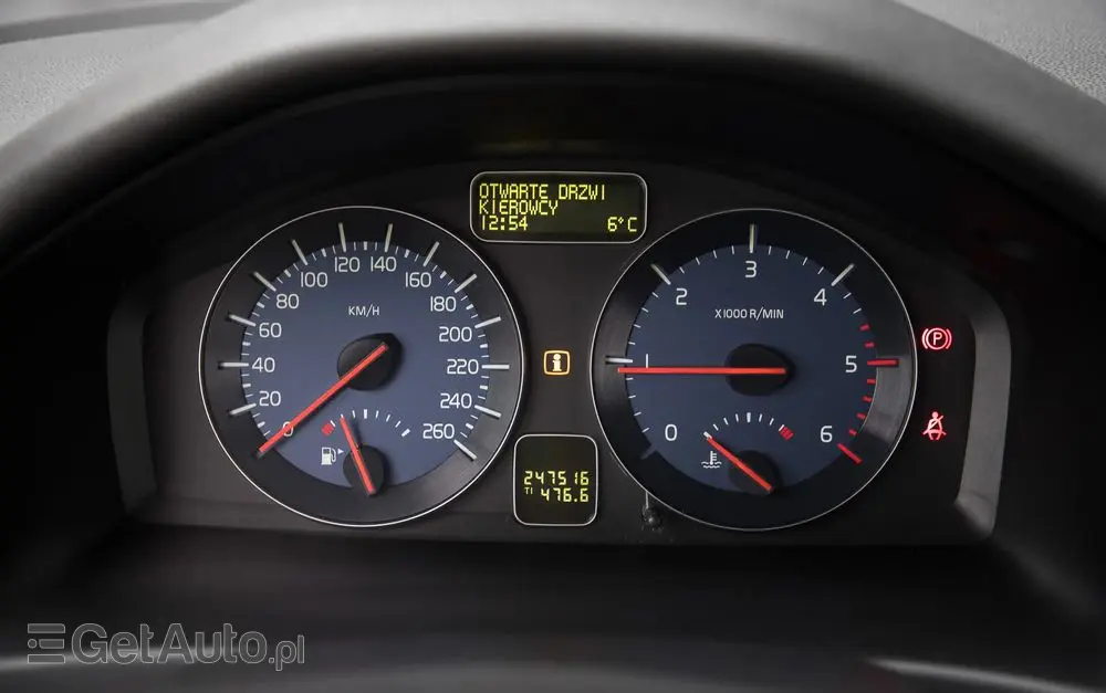 VOLVO C30 2.0D R-Design