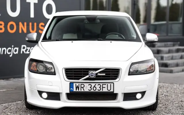 VOLVO C30 2.0D R-Design