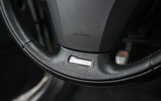 VOLVO C30 2.0D R-Design