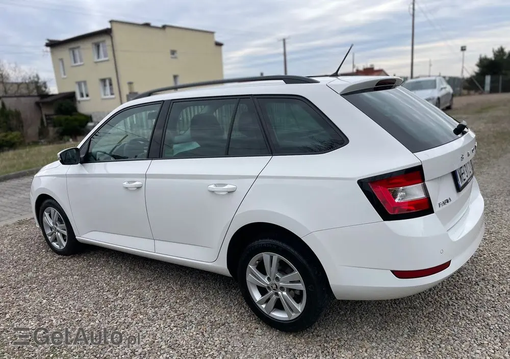 SKODA Fabia 1.0 TSI Ambition