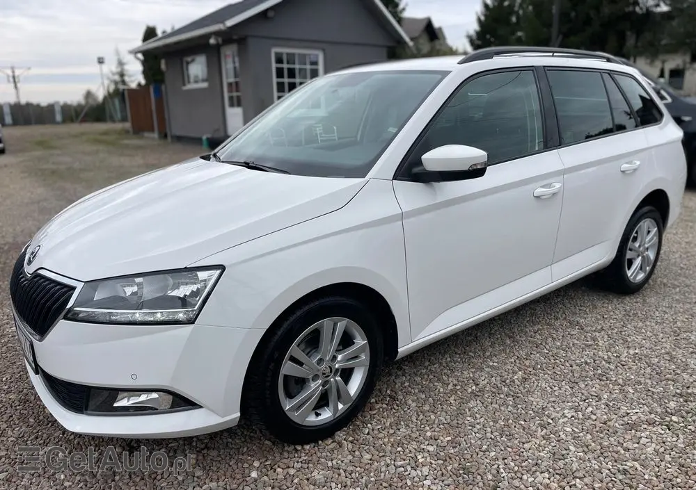 SKODA Fabia 1.0 TSI Ambition