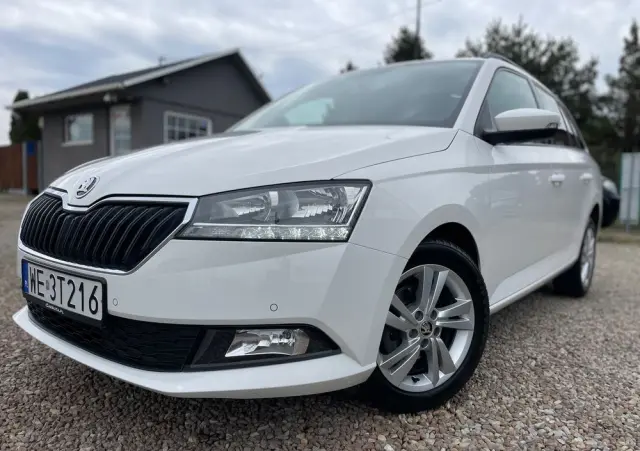 SKODA Fabia 1.0 TSI Ambition