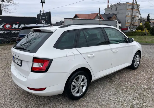 SKODA Fabia 1.0 TSI Ambition