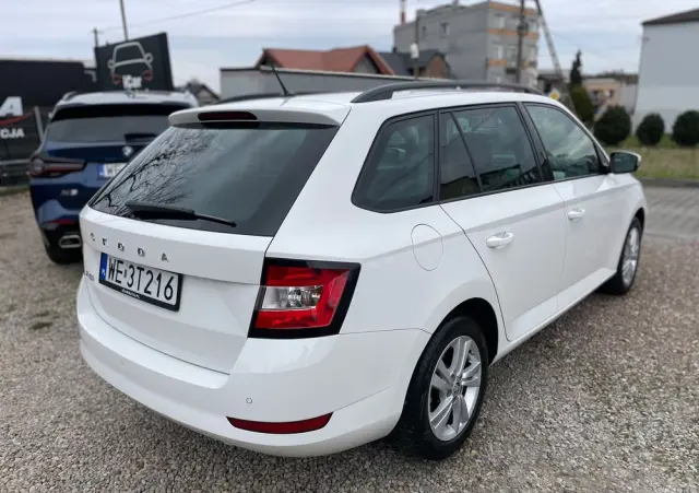 SKODA Fabia 1.0 TSI Ambition