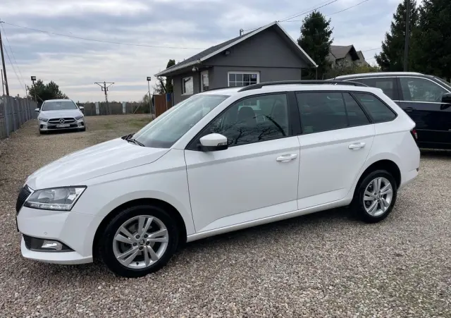 SKODA Fabia 1.0 TSI Ambition