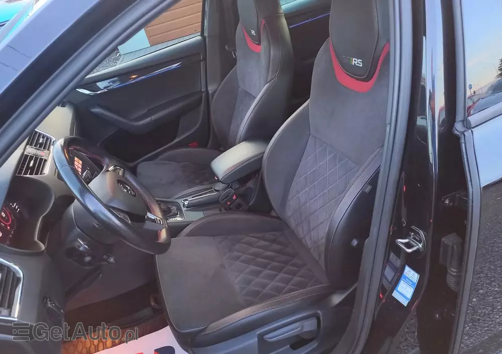 SKODA Octavia 2.0 TDI SCR RS DSG