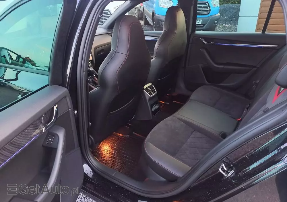 SKODA Octavia 2.0 TDI SCR RS DSG