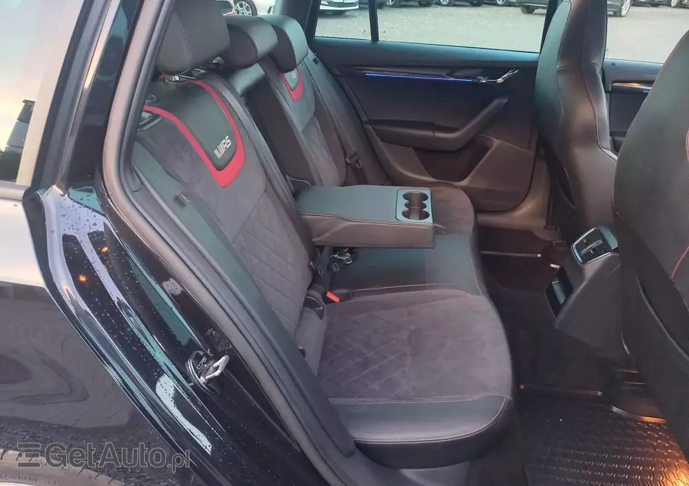 SKODA Octavia 2.0 TDI SCR RS DSG