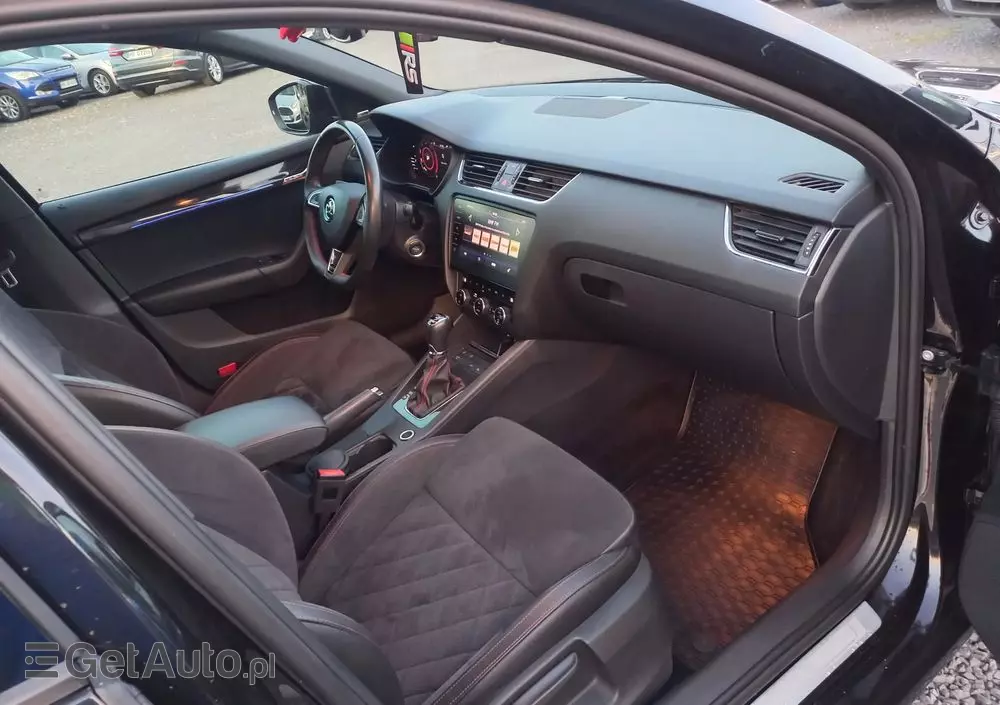 SKODA Octavia 2.0 TDI SCR RS DSG