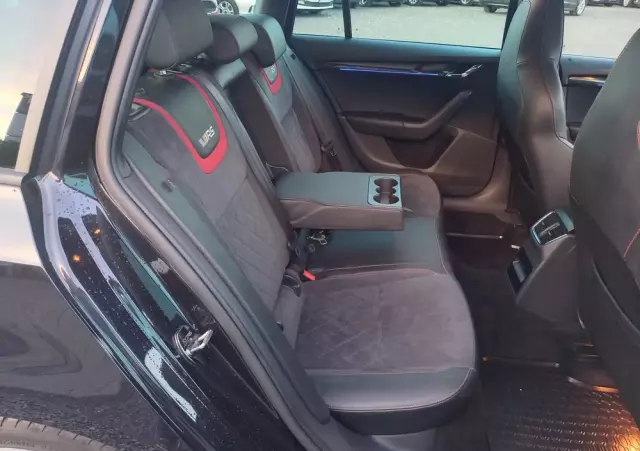 SKODA Octavia 2.0 TDI SCR RS DSG