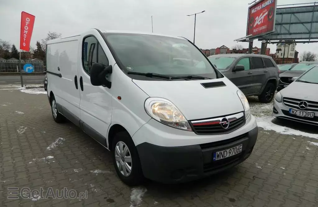 OPEL Vivaro 