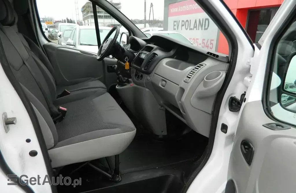 OPEL Vivaro 