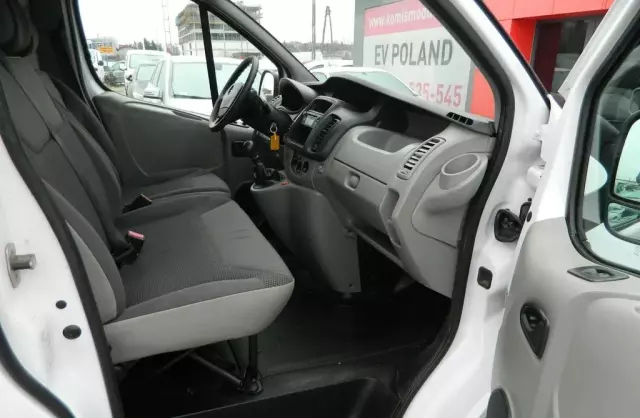 OPEL Vivaro 