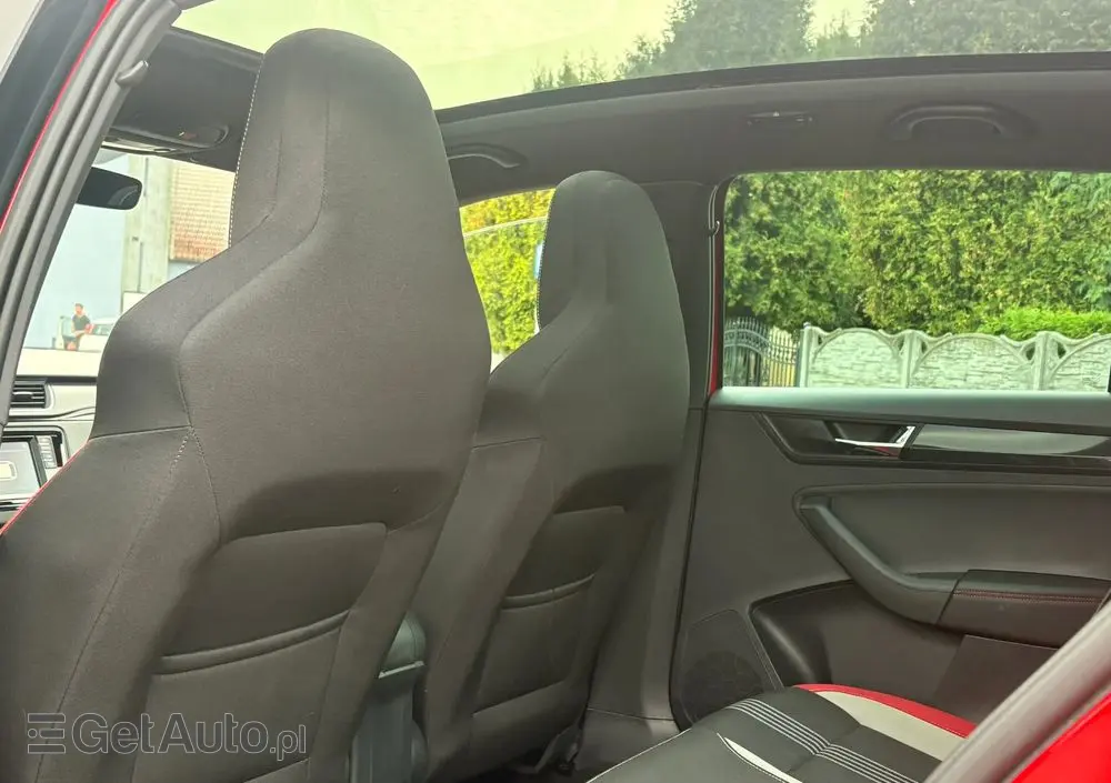 SKODA RAPID Spaceback 1.6 TDI (Green tec) Monte Carlo