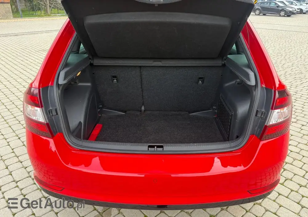 SKODA RAPID Spaceback 1.6 TDI (Green tec) Monte Carlo