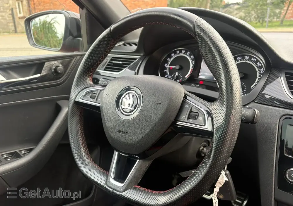 SKODA RAPID Spaceback 1.6 TDI (Green tec) Monte Carlo