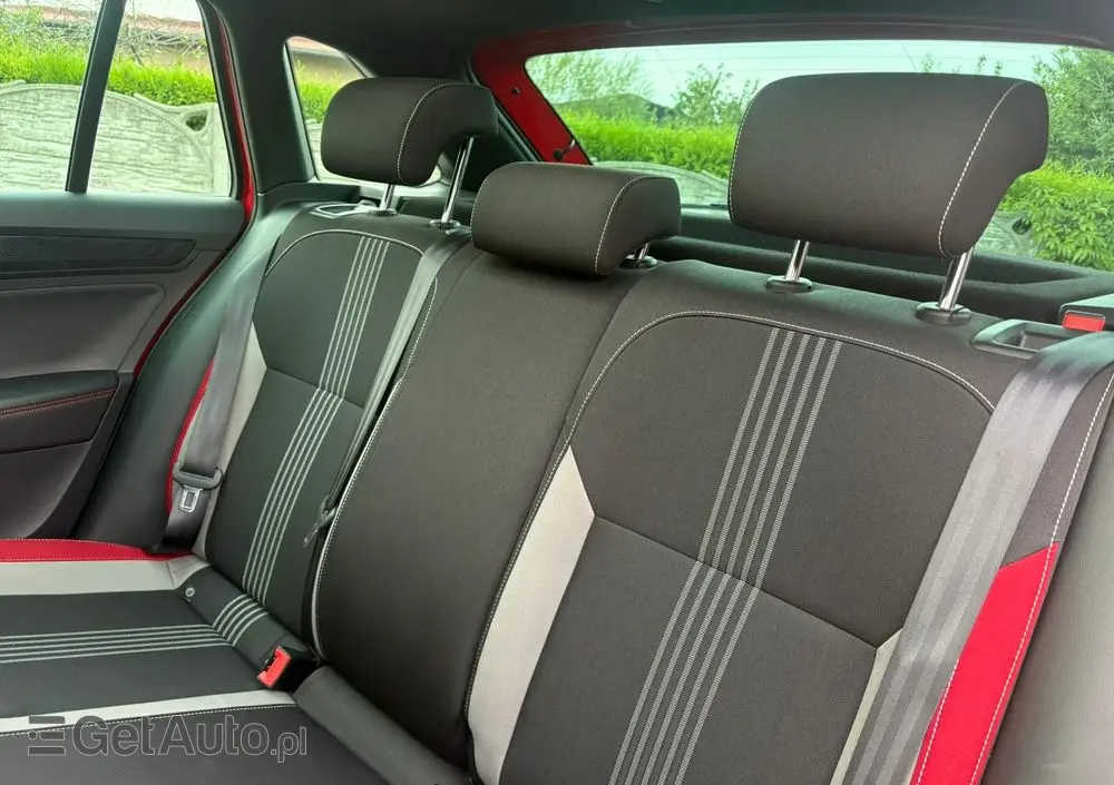 SKODA RAPID Spaceback 1.6 TDI (Green tec) Monte Carlo