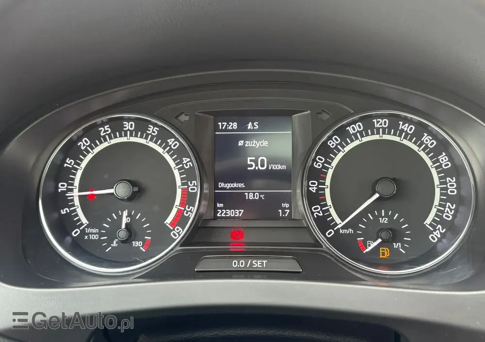 SKODA RAPID Spaceback 1.6 TDI (Green tec) Monte Carlo