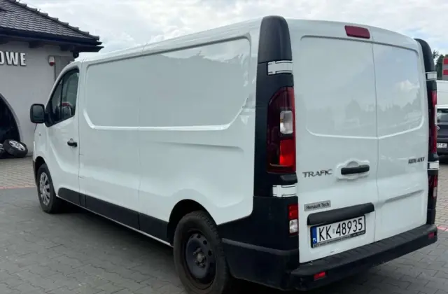 RENAULT Trafic Long Max L2 L2H1 przebieg tylko 83000 