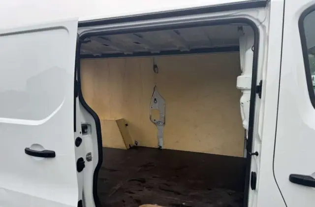 RENAULT Trafic Long Max L2 L2H1 przebieg tylko 83000 