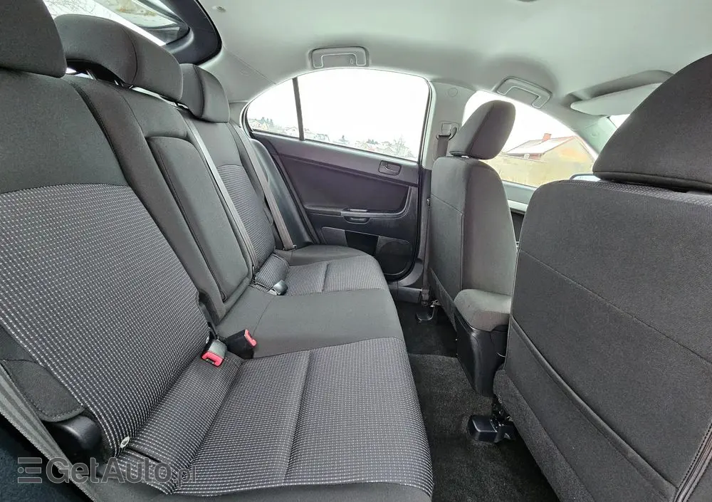 MITSUBISHI Lancer 1.8 Instyle