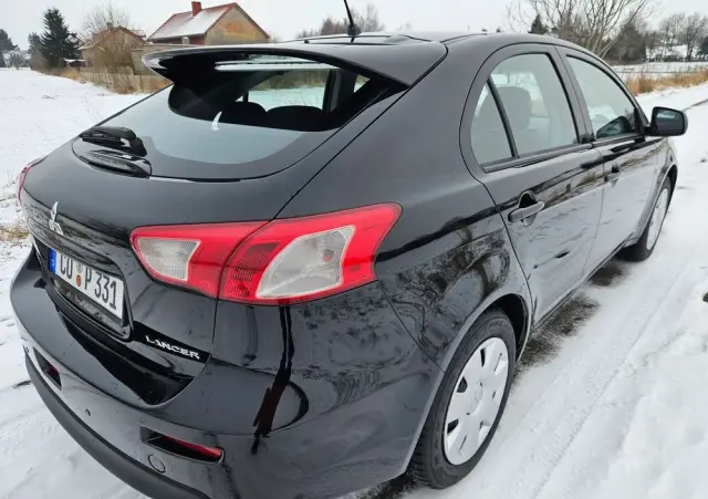 MITSUBISHI Lancer 1.8 Instyle