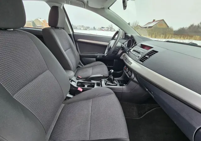 MITSUBISHI Lancer 1.8 Instyle