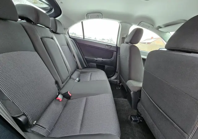 MITSUBISHI Lancer 1.8 Instyle