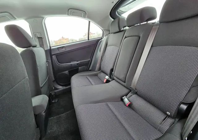 MITSUBISHI Lancer 1.8 Instyle