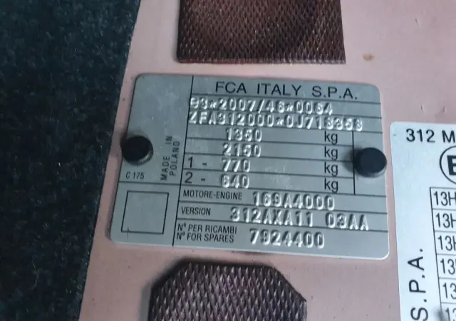 FIAT 500 1.2 8V Lounge Euro6