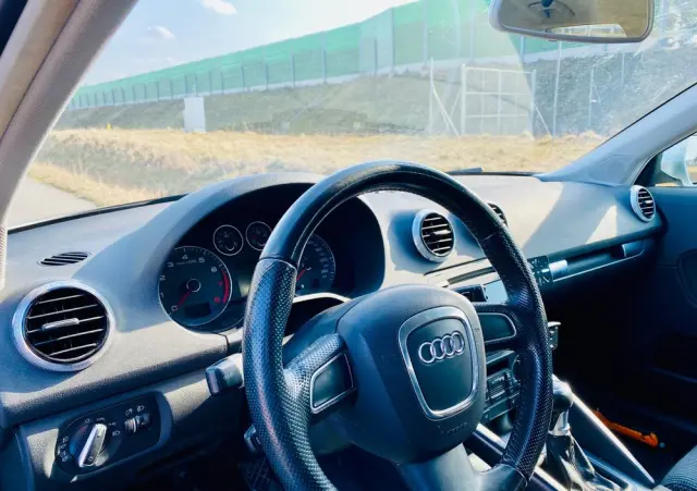 AUDI A3 Sportback 1.4 TFSI Ambition