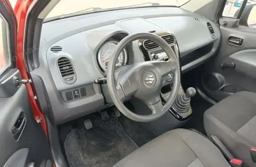 SUZUKI Splash 