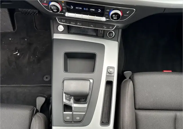 AUDI Q5 40 TDI mHEV Quattro Advanced S tronic