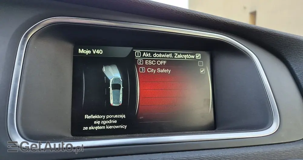 VOLVO V40 D2 RDesign