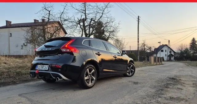VOLVO V40 D2 RDesign