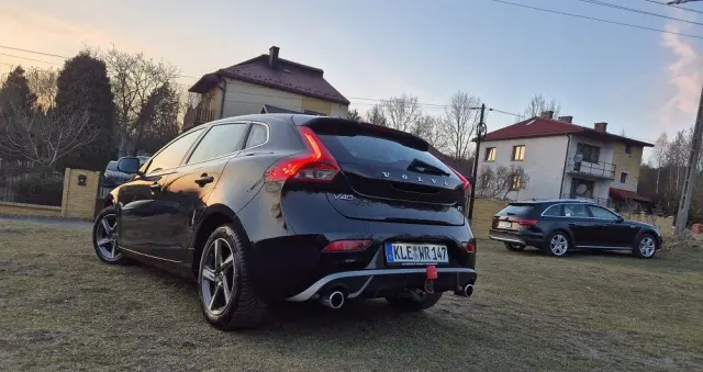 VOLVO V40 D2 RDesign